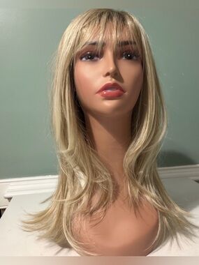 Toni Brattin wig - All Grown Up - light blonde rooted heat friendly